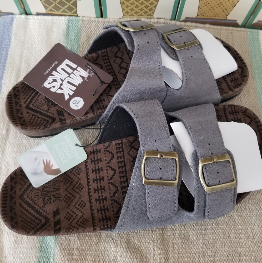Men's Sandals Muk Luks Size 10